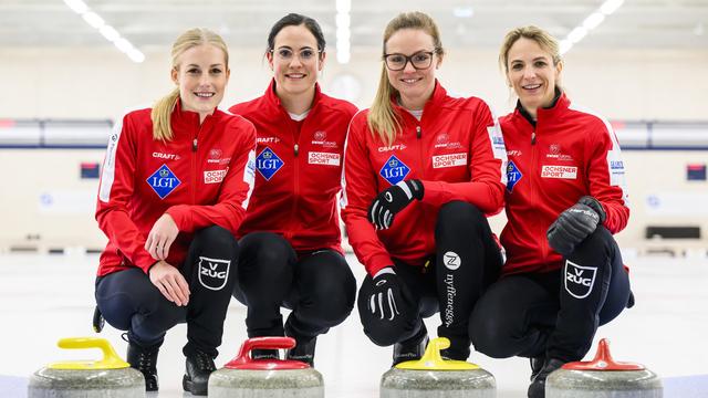 L'équipe féminine suisse de curling est la championne d'Europe. [Keystone - Jean-Christophe Bott]