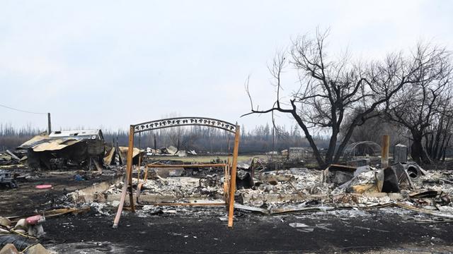 Le Canada peine à maîtriser les multiples incendies. [AFP - Walter Tychnowicz]