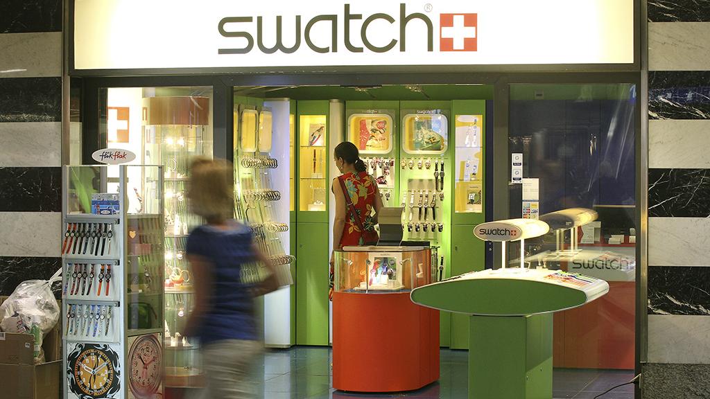 Le fabricant de montre suisse Swatch a engagé des poursuites contre la Malaisie pour la saisie de montres arborant les couleurs arc-en-ciel LGBT+. [Reuters - Arnd Wiegmann]