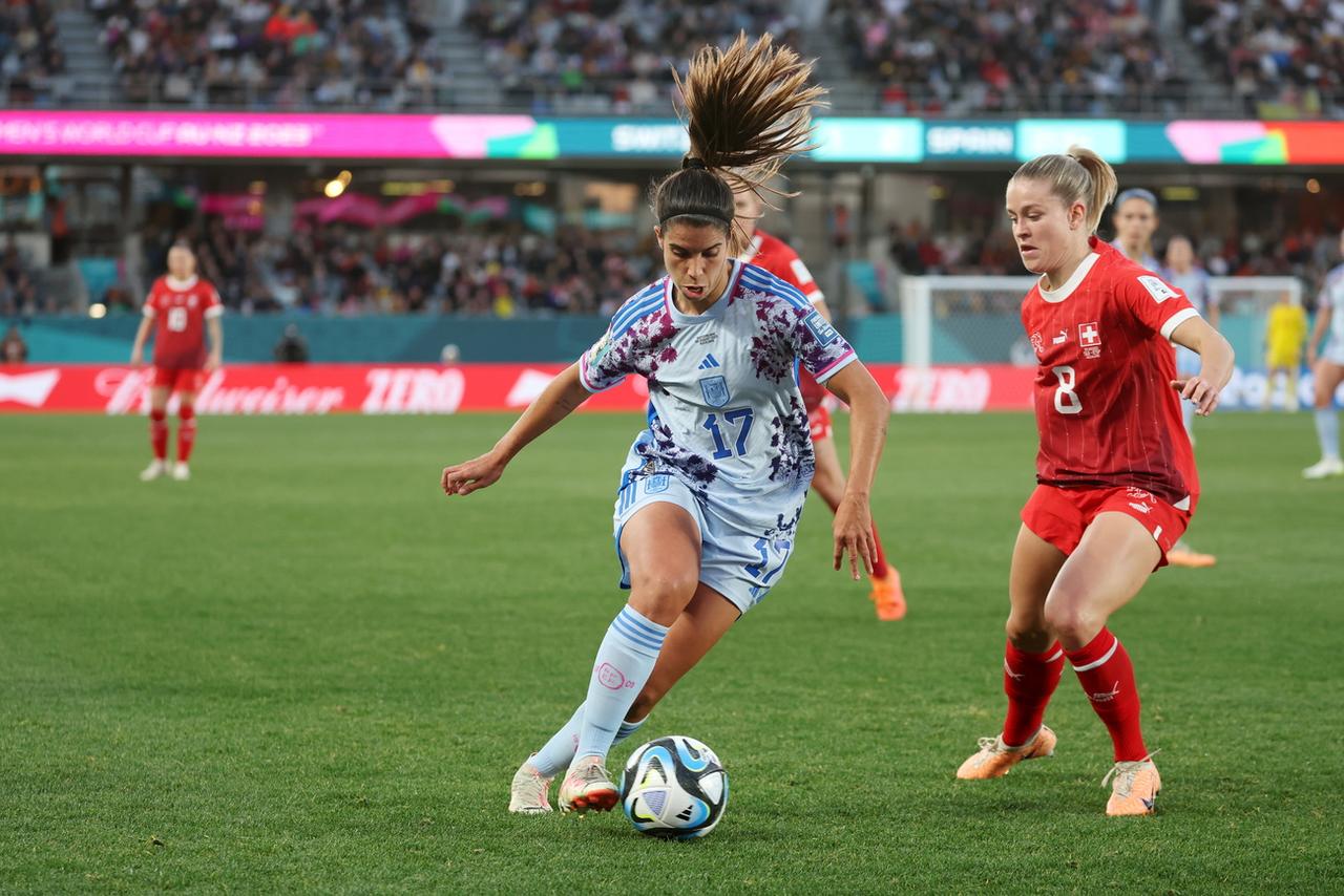 Avec son doublé, Alba Redondo (no17) a fait mal à l'équipe de Suisse. [KEYSTONE - Brett Phibbs]