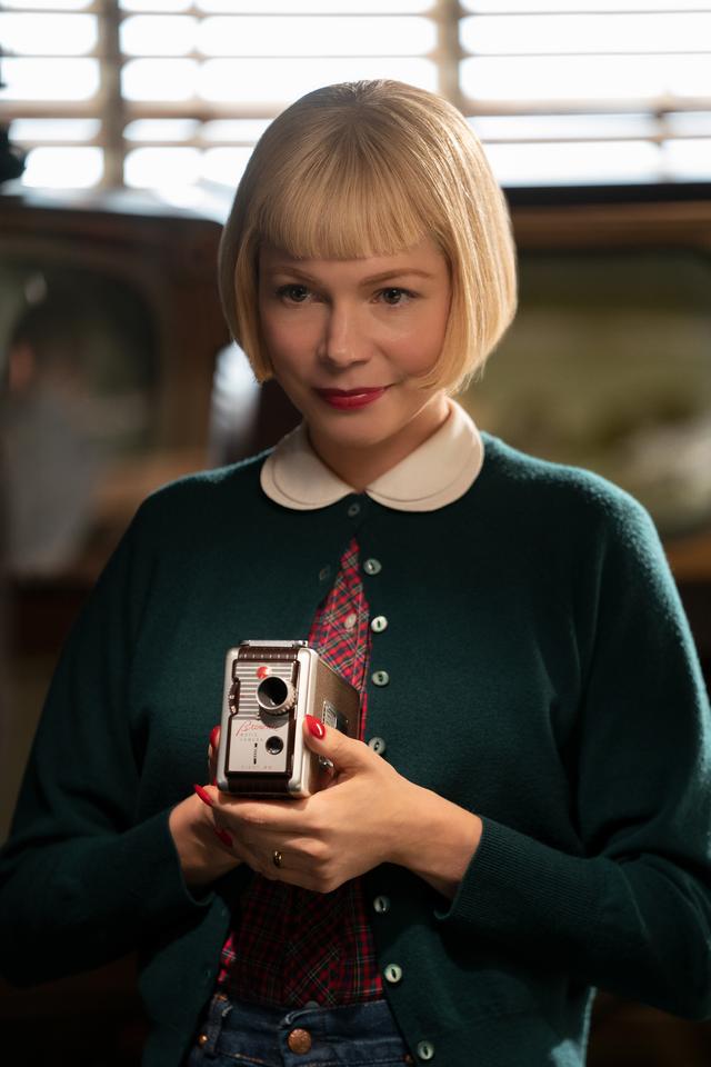 Dans "The Fabelmans", c'est l'actrice Michelle Williams qui joue le rôle de Mitzi, la mère. [Universal Studios]