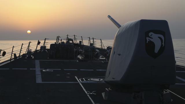 Le destroyer USS Milius "un transit de routine", selon la marine américaine. [afp - U.S Navy]