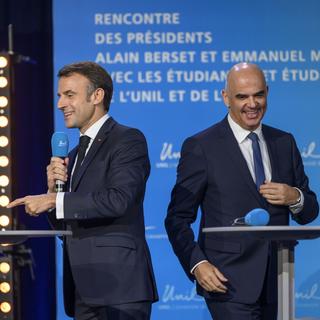 Conférence réunissant Alain Berset et Emmanuel Macron à l'Université de Lausanne le 16.11.2023. [EPA/Keystone - Martial Trezzini]