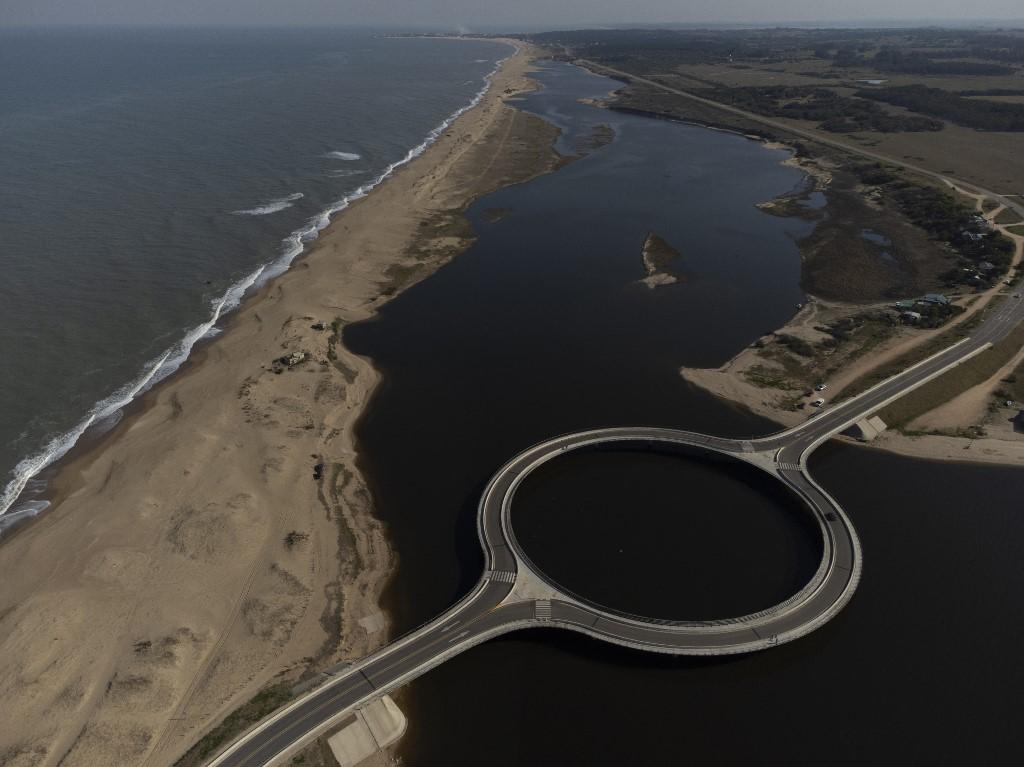 Le pont circulaire de Garzon, en Uruguay [AFP - Pablo Porciuncula]