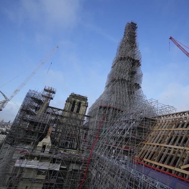 Le chantier de Notre-Dame de Paris, le 8 décembre 2023. [Keystone - Christophe Ena/AP Photo]