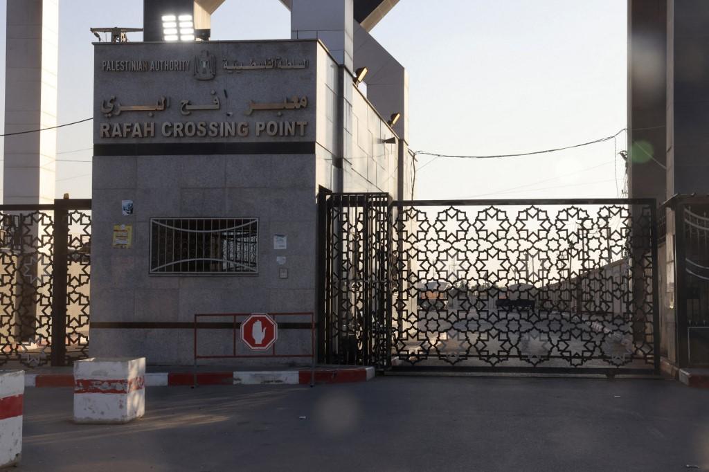 Le poste-frontière de Rafah, le seul point de passage possible vers le Sinaï, est resté fermé mercredi. [AFP - Said Khatib]