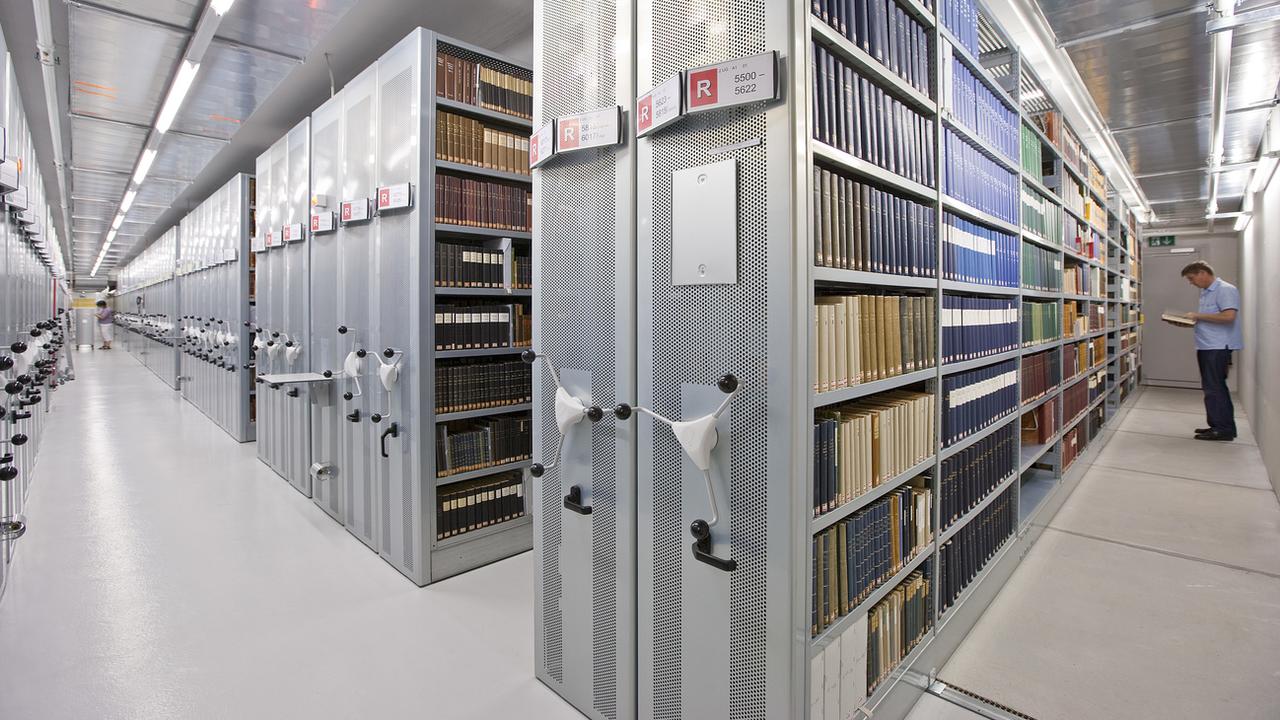 La Bibliothèque nationale suisse met en place une collection numérique d'articles de Wikipédia en rapport avec la Suisse. [Keystone - Gaetan Bally]