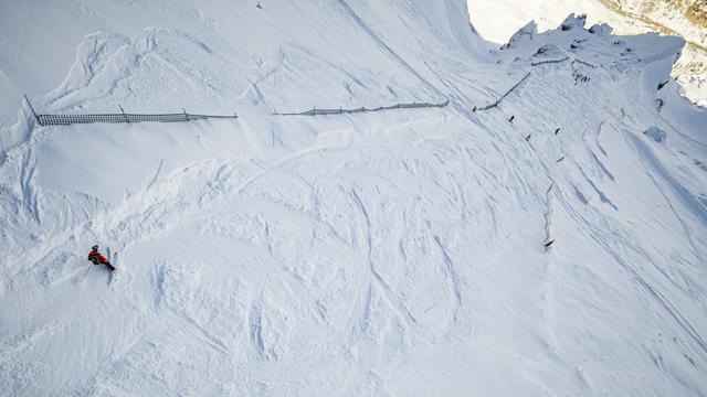 Le départ de la piste de ski "Black Wall" aux Diablerets. [Keystone - Valentin Flauraud]