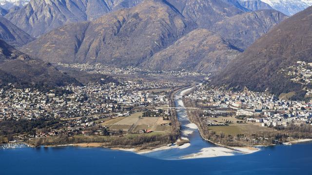 Le Tessin appelle les touristes à limiter leur consommation d'eau [KEYSTONE - Ti-Press/Alessandro Crinari]