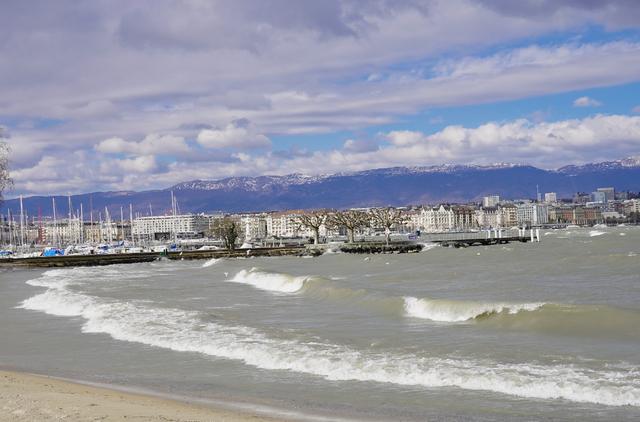 La bise sur le lac à Genève. [RTS - Jacqueline Messerli]