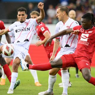 Le FC Sion affronte le FC Stade Lausanne Ouchy pour son premier match de barrage le 3 juin 2023. [Keystone - Laurent Gillieron]