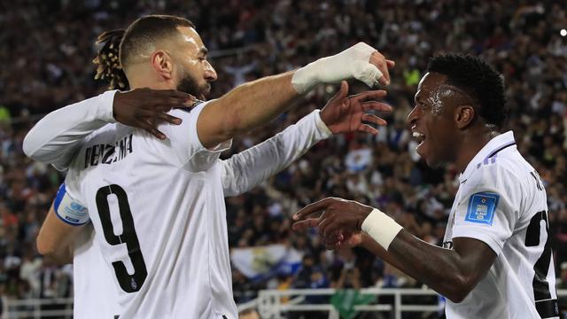 Karim Benzema et Vinicius Jr célèbrent le premier but madrilène. [Imago - Julio Munoz]