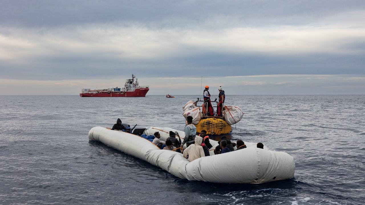 Le navire Ocean Viking sauve 92 migrants en Méditerranée. [TWITTER - SOS MEDITERRANEE]