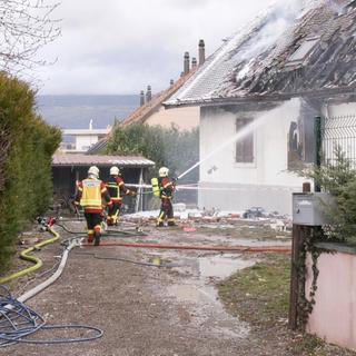Un incendie "particulièrement dramatique" fait plusieurs victimes à Yverdon. [RTS]