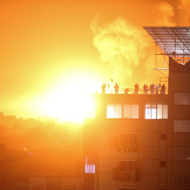 Israël mène des frappes au Liban et à Gaza [KEYSTONE - EPA/MOHAMMED SABER]