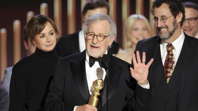 Steven Spielberg a reçu le Golden Globe du meilleur réalisateur pour "The Fabelmans", ainsi que le prix du meilleur film dramatique. [Keystone/AP - Rich Polk]