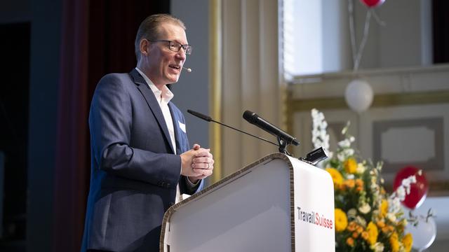 Adrian Wüthrich, président de Travail.Suisse lors du congrès de la faîtière syndicale à Berne le 9 septembre 2023. [Keystone - Anthony Anex]