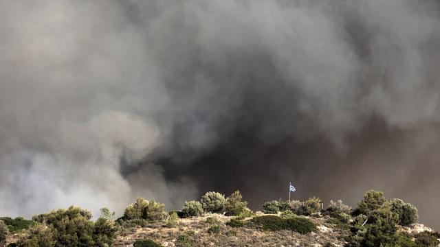 Un incendie en Grèce. [Keystone - AP Photo/Yorgos Karahalis]