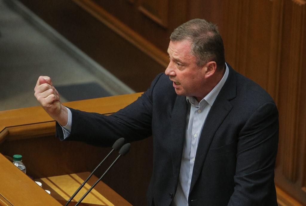 Selon les médias ukrainiens, le député Iaroslav Doubnevitch aurait détourné environ 2,3 millions de francs aux dépens de la compagnie nationale de chemins de fer. [AFP - Sergii Kharchenko - NurPhoto]