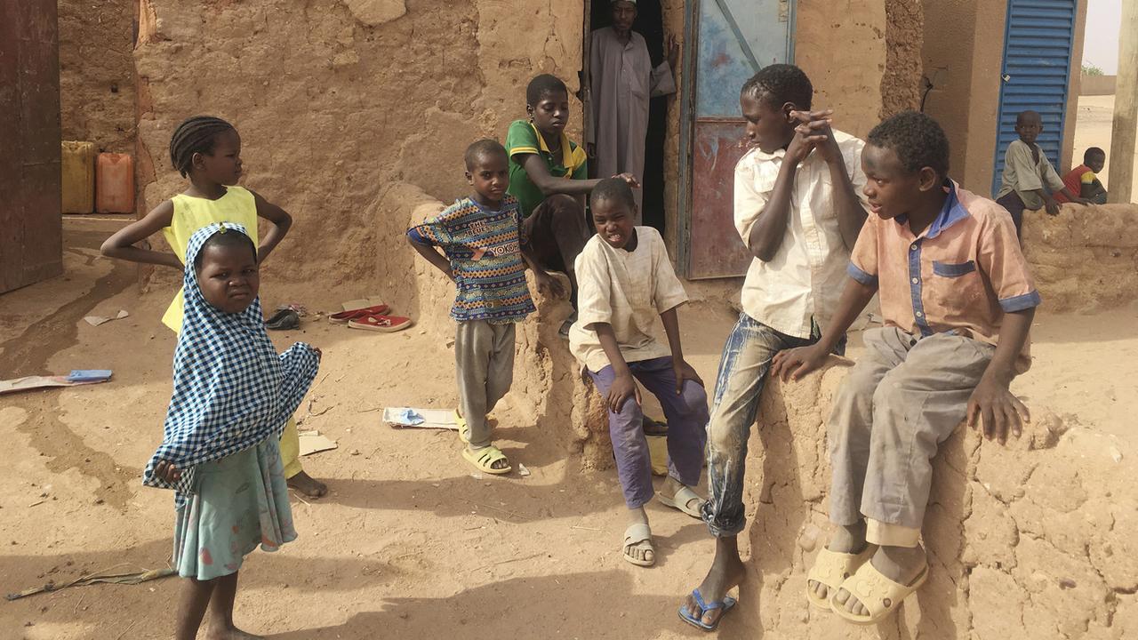 Dans la région du Sahel central, près de dix millions d'enfants menacés par l'insécurité. [Keystone - Carley Petesch]