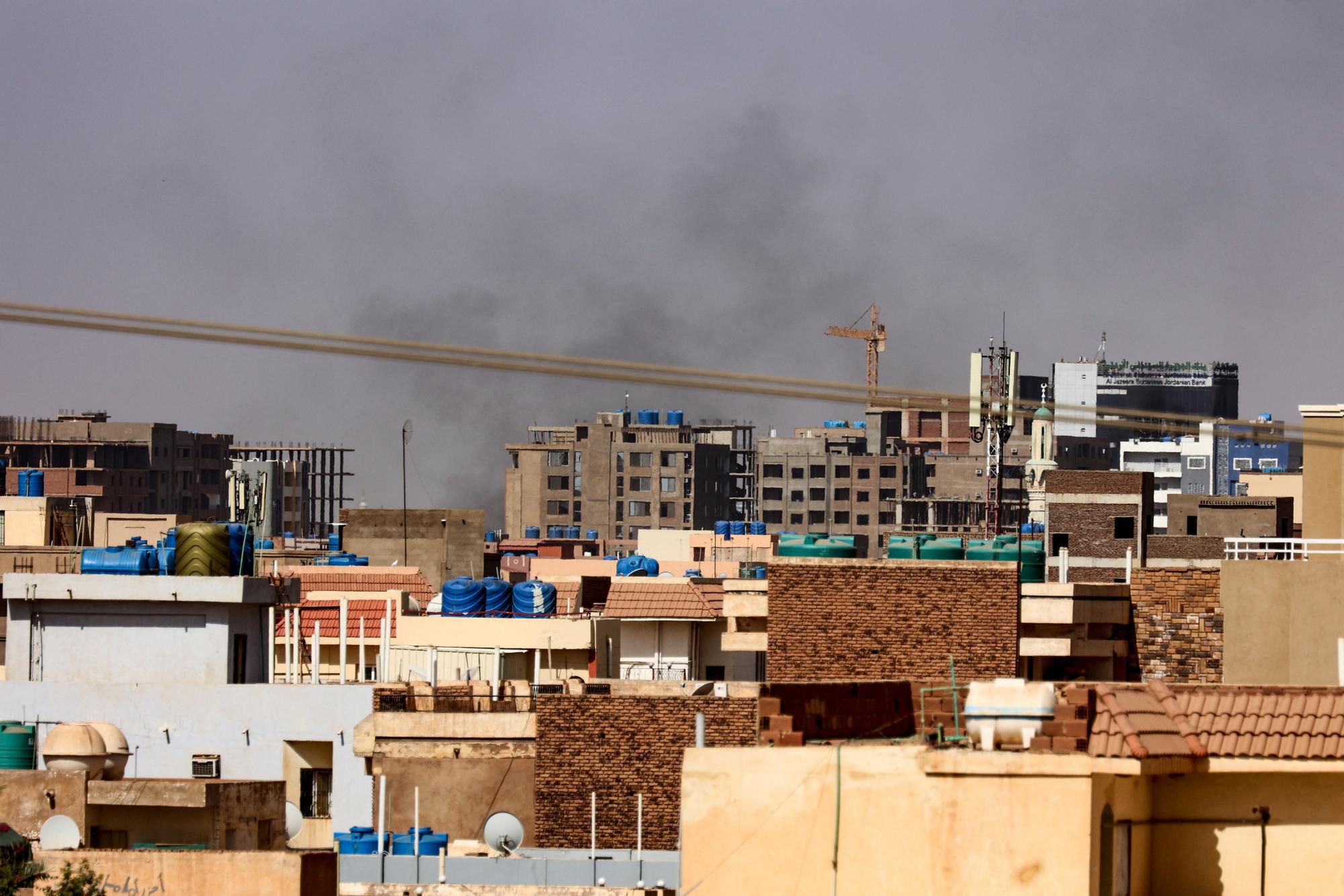 Les combats sont entrés dans leur deuxième semaine à Khartoum, la capitale du Soudan. [AFP]