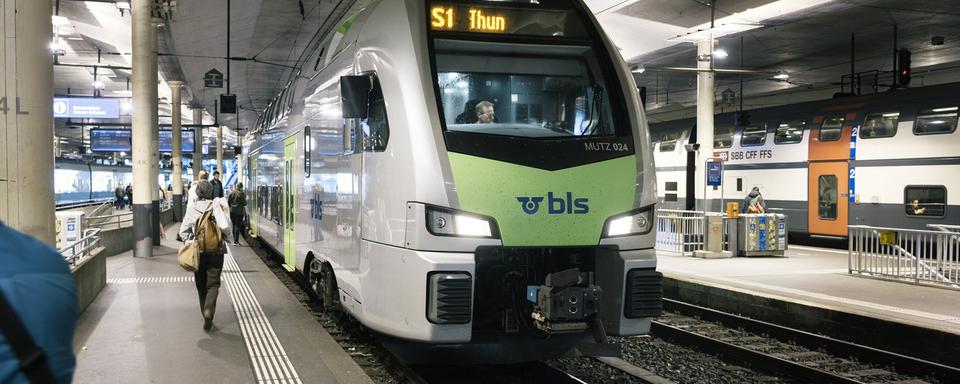 Les transports publics suisses veulent augmenter leur efficacité énergétique de 30%. [Keystone - Christian Beutler]