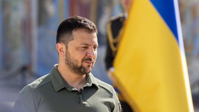 Volodymyr Zelensky limoge les responsables régionaux du recrutement militaire pour corruption. [Ukranian presidential service - EPA]