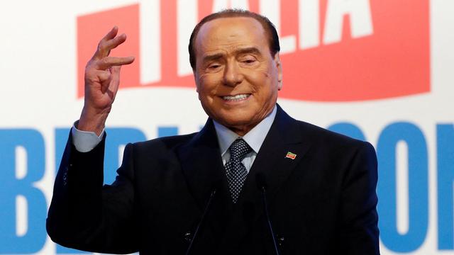 Silvio Berlusconi lors d'un metting de Forza Italia à Rome le 9 avril 2022. [Reuters - Remo Casilli]