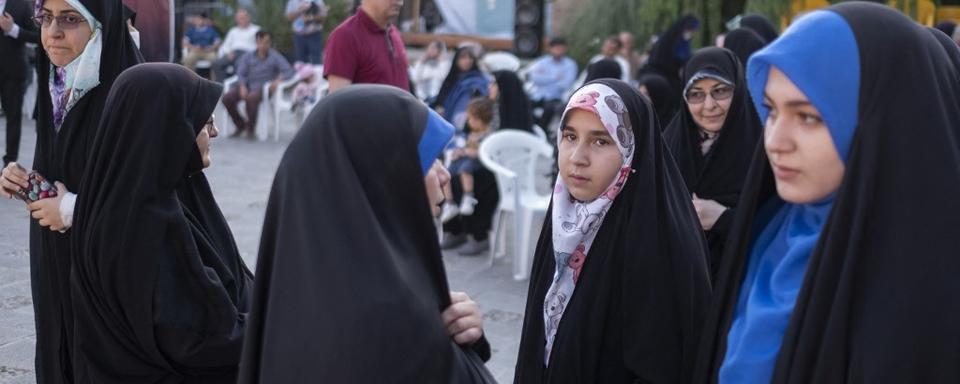 Des Iraniennes dans la ville de Qazvin, près de Téhéran. [afp - Morteza Nikoubazl / NurPhoto]