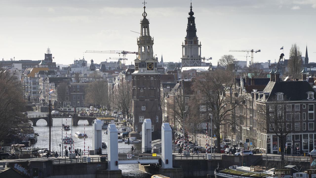La municipalité d'Amsterdam veut repousser les fêtards turbulents [Keystone - AP Photo/Peter Dejong]