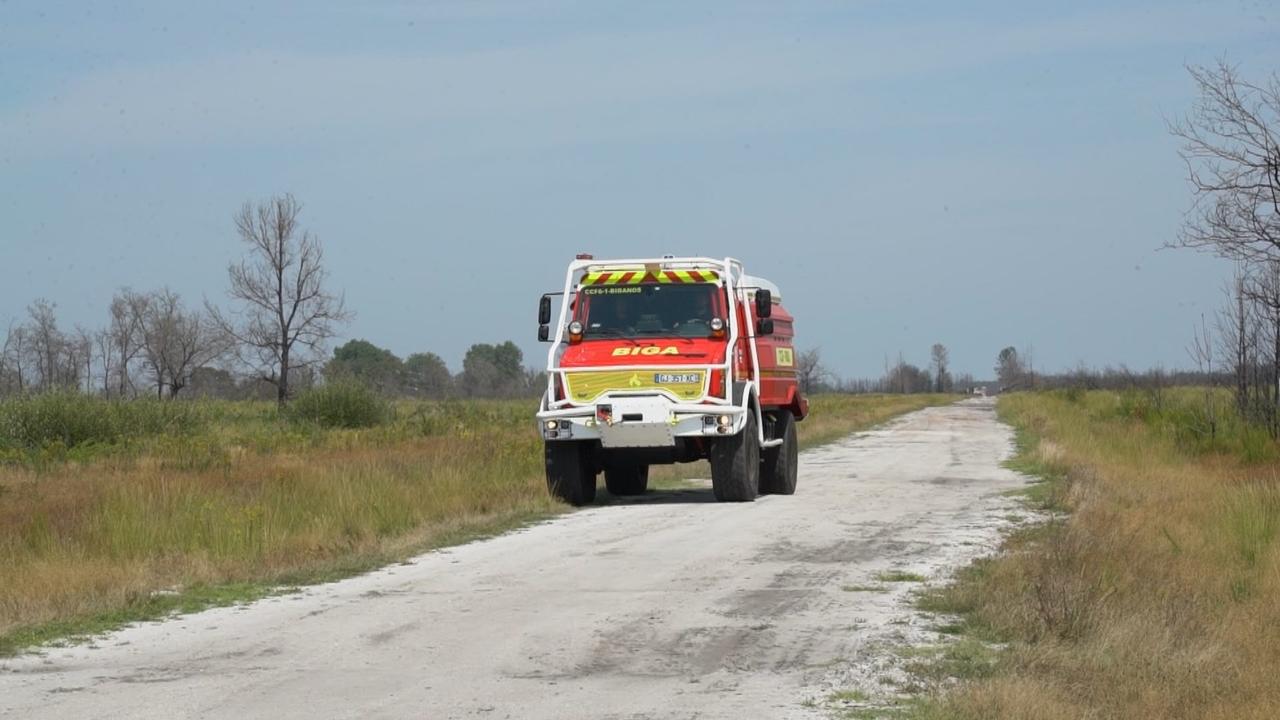 Les nouveaux camions de pompier permettent de lutter plus efficacement contre les flammes. [RTS]