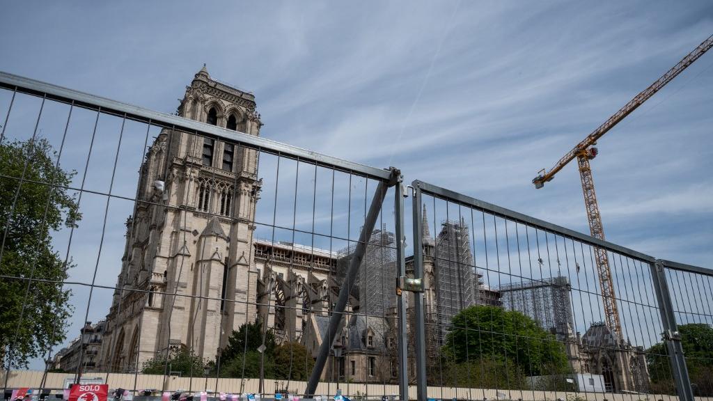 La cathédrale Notre-Dame de Paris devrait rouvrir à la fin de l'année 2024. [AFP - Riccardo Milani / Hans Lucas]