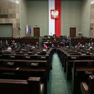 Le hall de Sejm, la chambre basse du Parlement polonais à Varsovie. [Keystone/EPA - Rafal Guz]