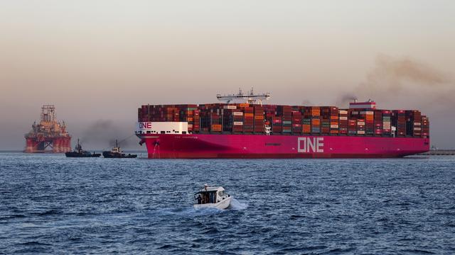 Un container maritime en Mer Méditerranée, 28.07.23. [Keystone/EPA - A. Carrasco Ragel]