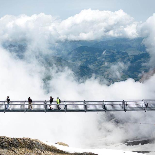 Glacier 3000 aux Diablerets (VD) sera de nouveau en fonction dès samedi à 09h00. [Keystone]