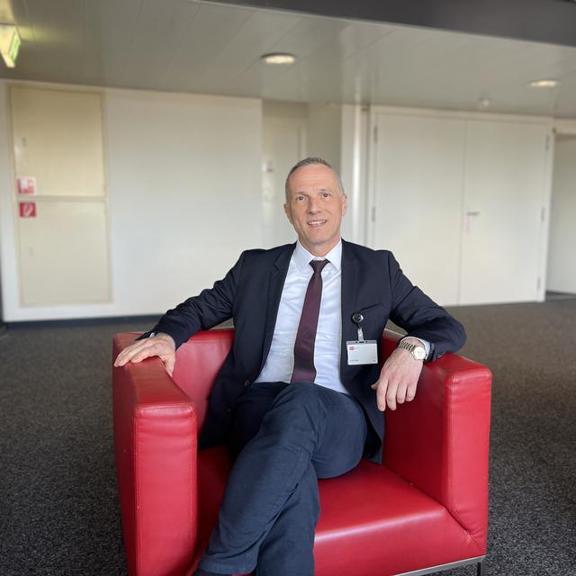 Laurent Kurth, Conseiller dʹEtat neuchâtelois, chef du département des finances et de la santé. [RTS]