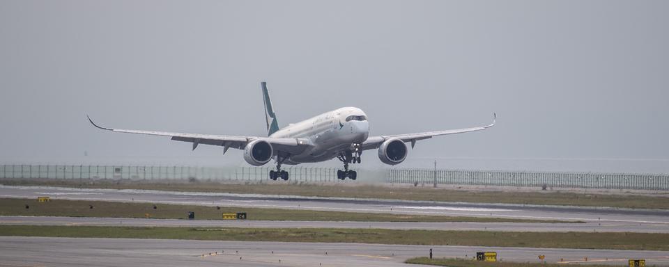 Un avion de la compagne Cathey Pacific, qui relie notamment Zurich à Hong Kong. [AP Photo - Vernon Yuen]