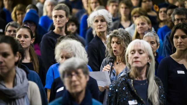 La Marche Bleue, à Lausanne. [Keystone - Jean-Christophe Bott]