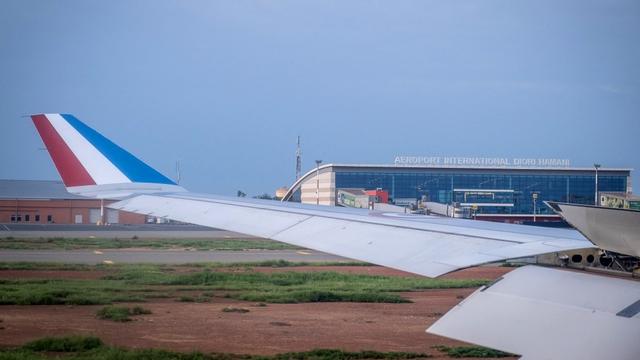 Le quatrième avion français qui transporte des ressortissants a décollé de Niamey. [Ministry for Europe and Foreign Affairs (MEAE) / afp - Jonathan Sarago]