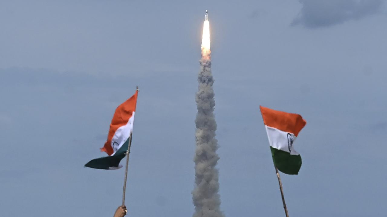 Objectif Lune pour le programme spatial indien qui a lancé une fusée non habitée. [AFP - R.SATISH BABU]