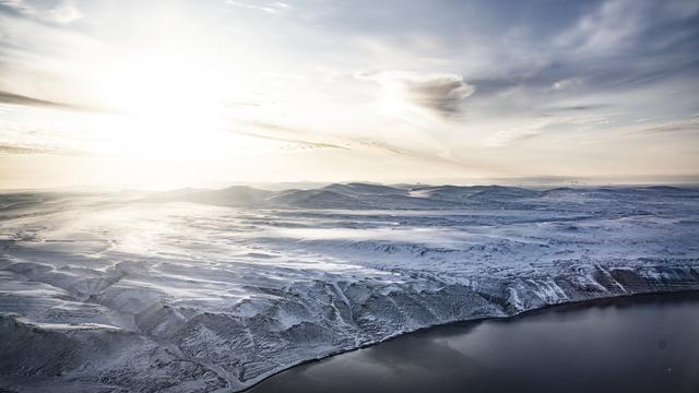 Si les températures moyennes mondiales n'augmentent pas de plus de 1,5 degré, la fonte des glaces du Groenland peut être freinée. Image d'illustration. [Keystone - Thomas Traasdahl]