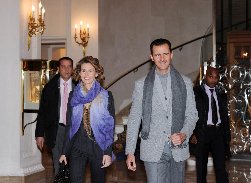 Bachar al-Assad et son épouse Asma, à Paris, le 10 décembre 2010. [AFP - MIGUEL MEDINA]