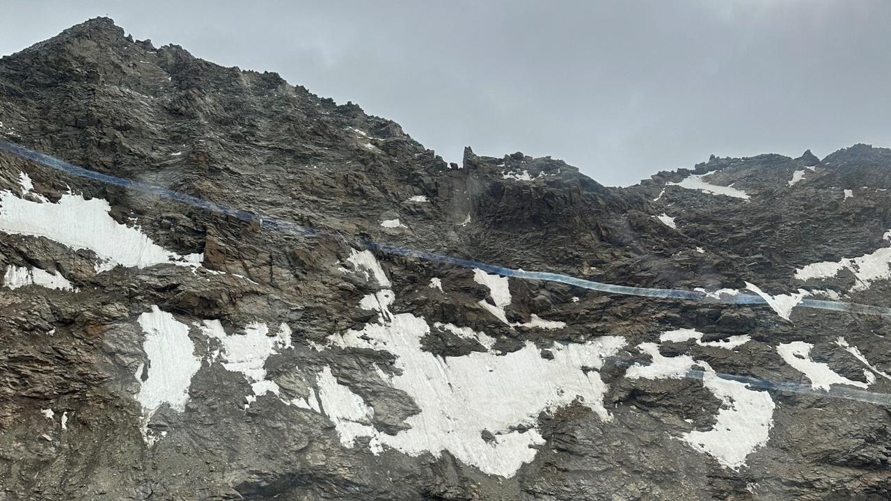 Le lieu où deux alpinistes ont fait une chute mortelle mardi alors qu'ils procédaient à l'ascension du Lagginhorn (VS). [Police cantonale valaisanne]