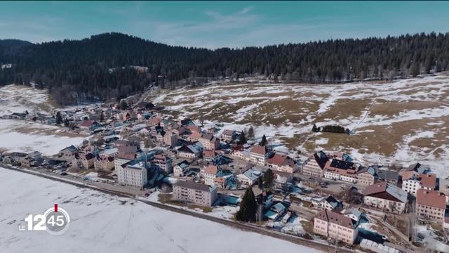 Des habitants du petit village neuchâtelois de La Sagne redoutent l’extension d’une carrière d’extraction de roche