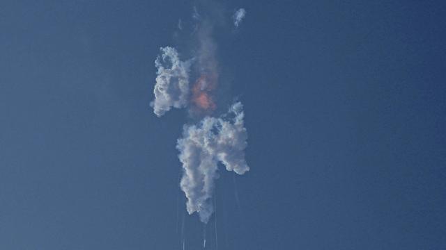 La fusée Starship a explosé au-dessus du Texas. [Keystone - AP Photo/Eric Gay]