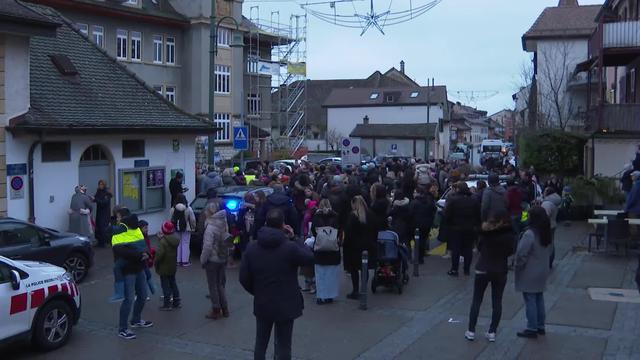 La police neuchâteloise a interpellé un individu proférant des propos menaçants dans l’enceinte d'un collège primaire de Cortaillod.