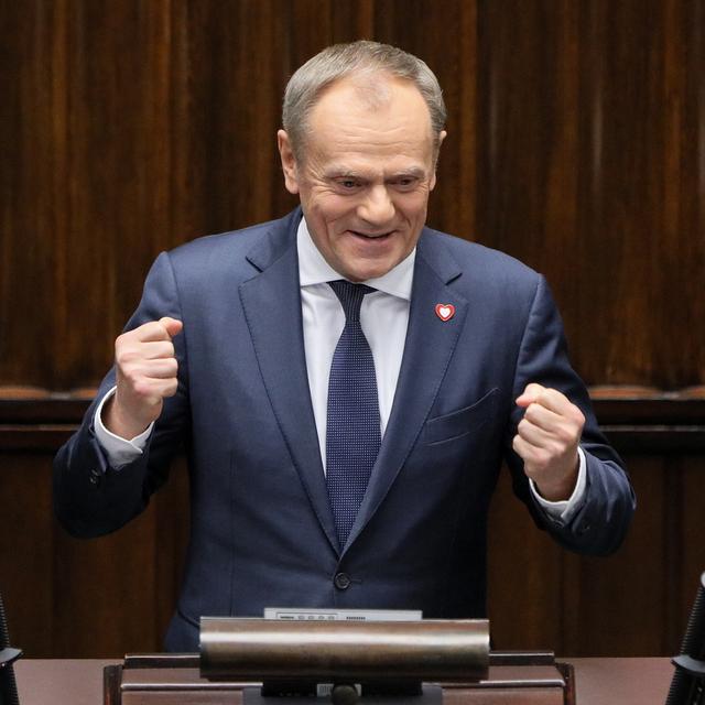 Donald Tusk, chef de file des pro-européens, devient le nouveau Premier ministre polonais. [Keystone - Pawel Supernak]