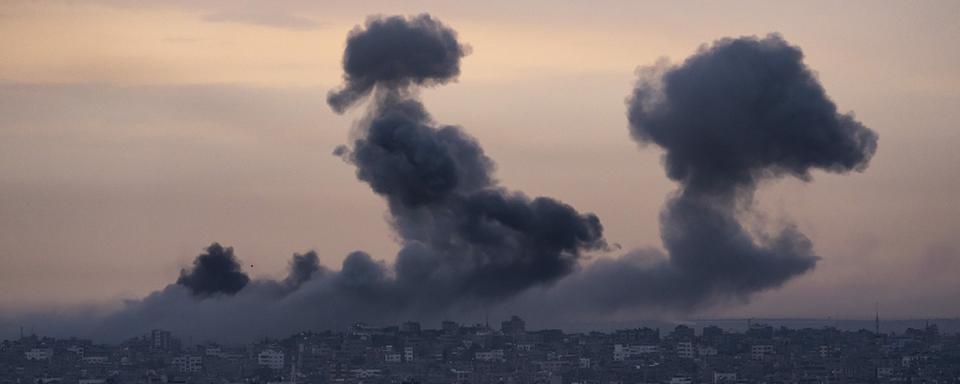 Le point sur la situation entre Gaza et Israël. [Keystone - AP Photo/Fatima Shbair]