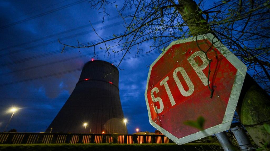 L'Allemagne a débranché samedi soir ses trois derniers réacteurs nucléaires [AFP - Ina Fassbender]