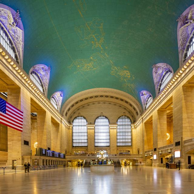 New York - 10 mai 2020 : Terminus Grand Central vide lors du verrouillage de la quarantaine du Coronavirus à New York. [Depositphotos - ©Mishella]